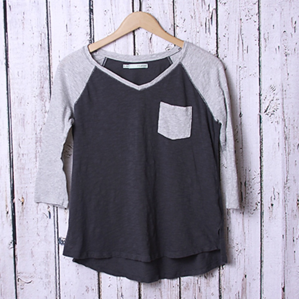 Maurices Pocket T-shirt Raglan V-neck Size M
